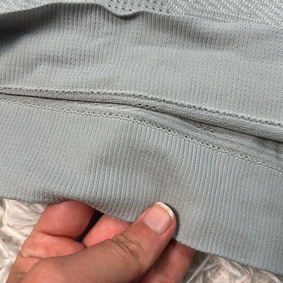 Lululemon Swiftly Breathe Muscle Tank Vented Camo Silver Drop / Vapor - Picture 3 of 5